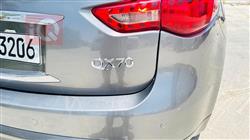 إنفينيتي QX70